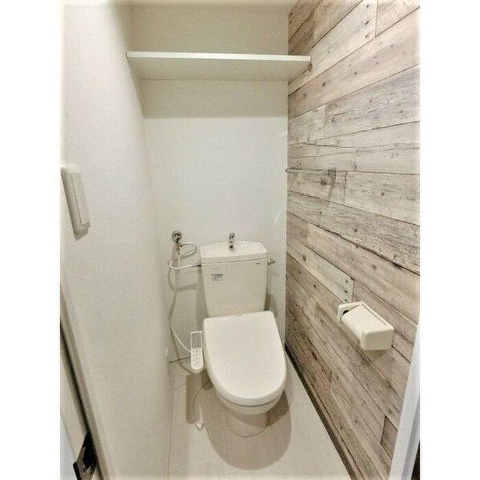 物件内観写真13　(トイレ)