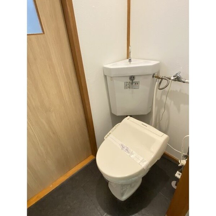 物件内観写真14　(トイレ)