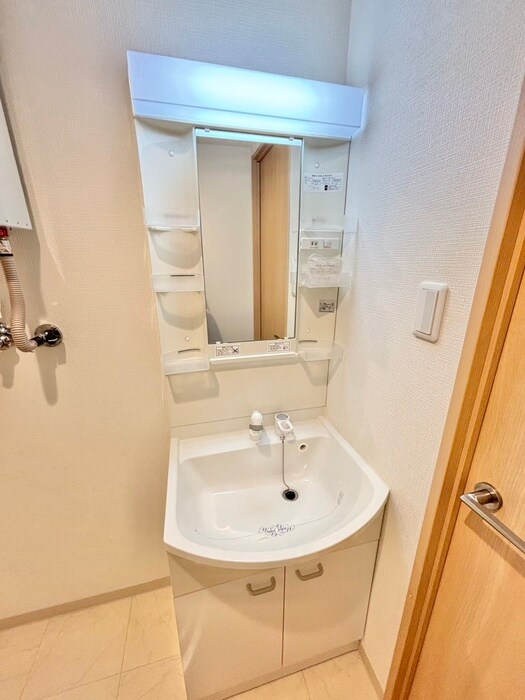 物件内観写真16　(洗面)