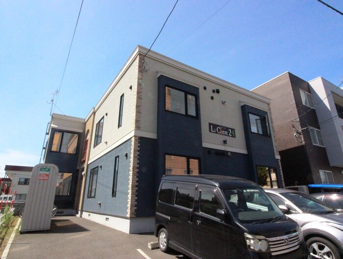 物件外観写真1　(外観写真)