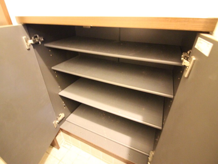 物件内観写真18　(靴箱)