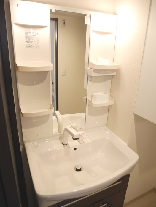 物件内観写真13　(洗面)