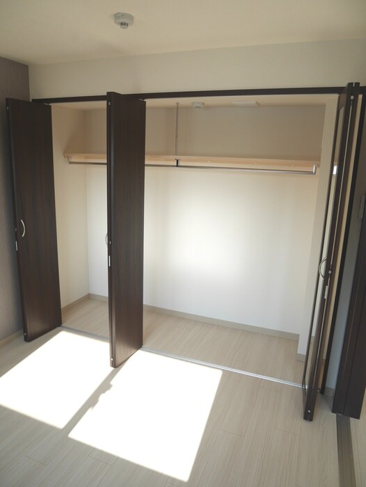 物件内観写真15　(収納)