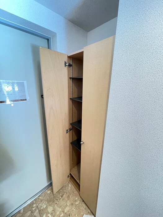物件内観写真17　(靴箱)