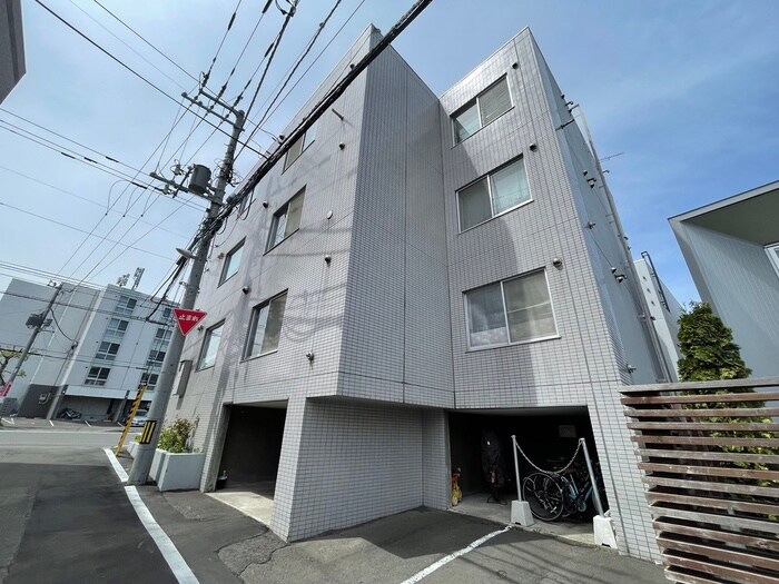 物件外観写真3　(外観写真)