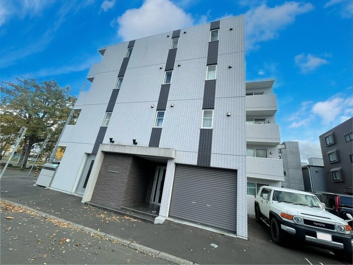 物件外観写真1　(外観写真)