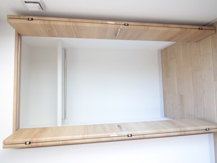 物件内観写真15　(収納)