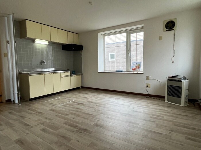 物件内観写真8　(居室)