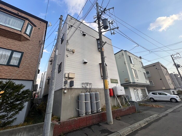 物件外観写真1　(外観写真)