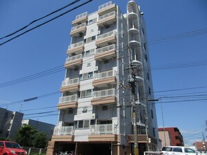 ルシードイースト外観写真