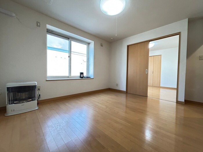 物件内観写真6　(居室)