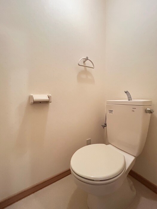 物件内観写真11　(トイレ)