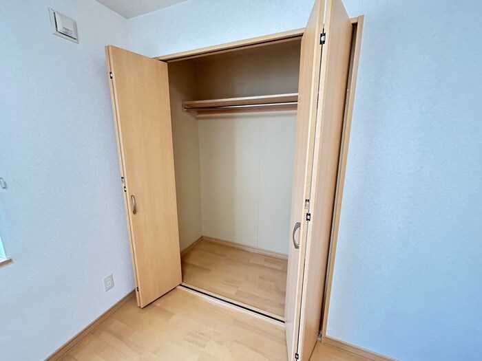 物件内観写真13　(収納)