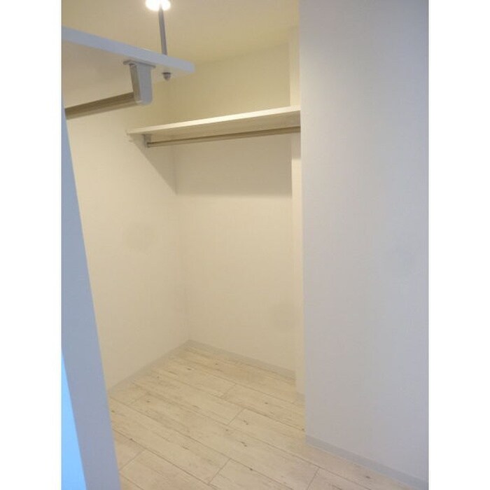 物件内観写真9　(収納)