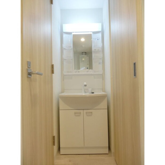 物件内観写真13　(洗面)