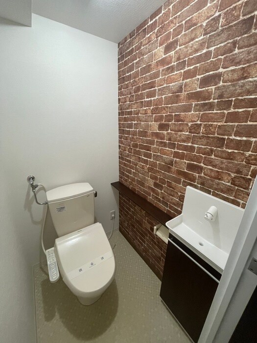 物件内観写真13　(トイレ)