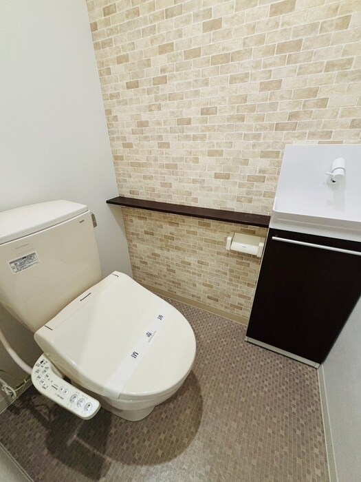 物件内観写真17　(トイレ)