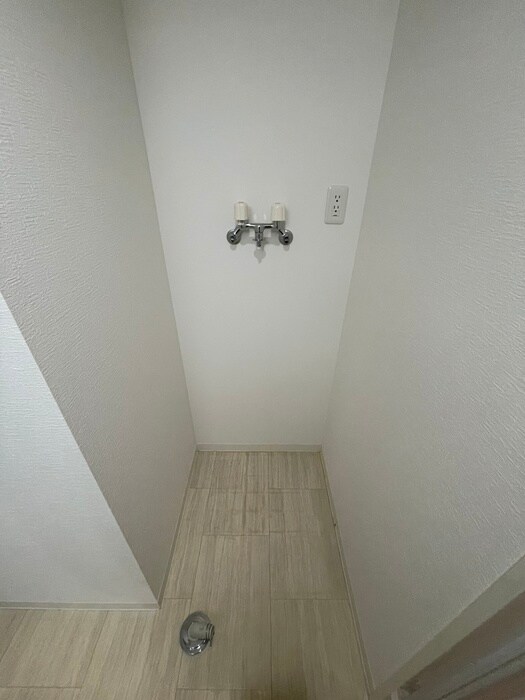 物件内観写真19　(洗濯機置場)