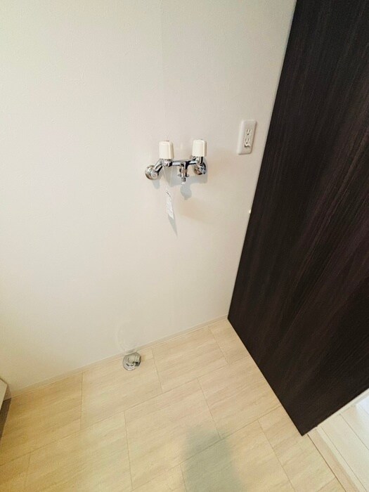 物件内観写真22　(洗濯機置場)