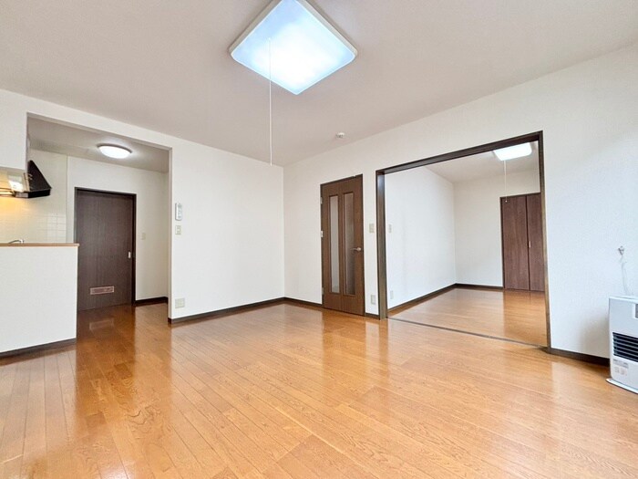 物件内観写真9　(居室)