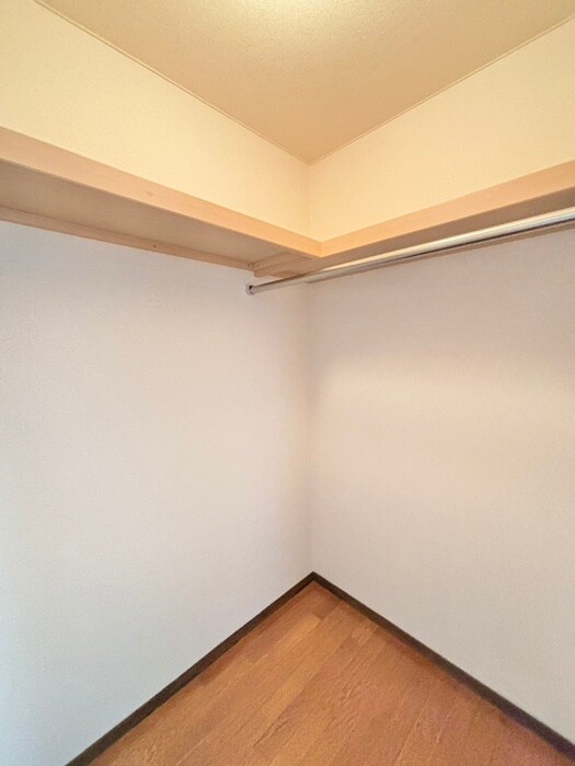 物件内観写真18　(収納)