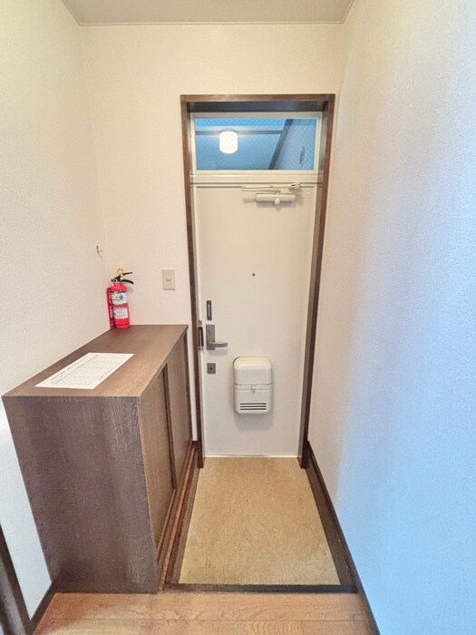 物件内観写真20　(玄関)