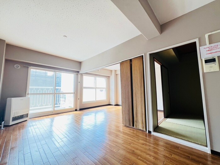 物件内観写真10　(居室)