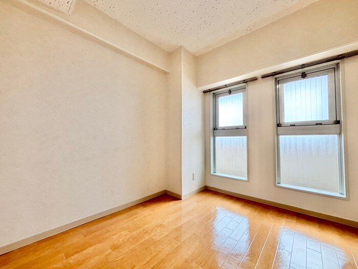 物件内観写真13　(居室)