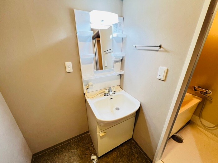 物件内観写真14　(洗面)