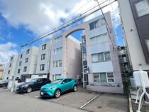 ハ－ベスト３の外観写真