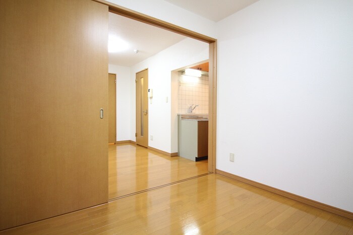 物件内観写真12　(居室)