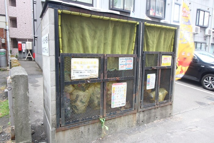 物件外観写真6　(建物設備)