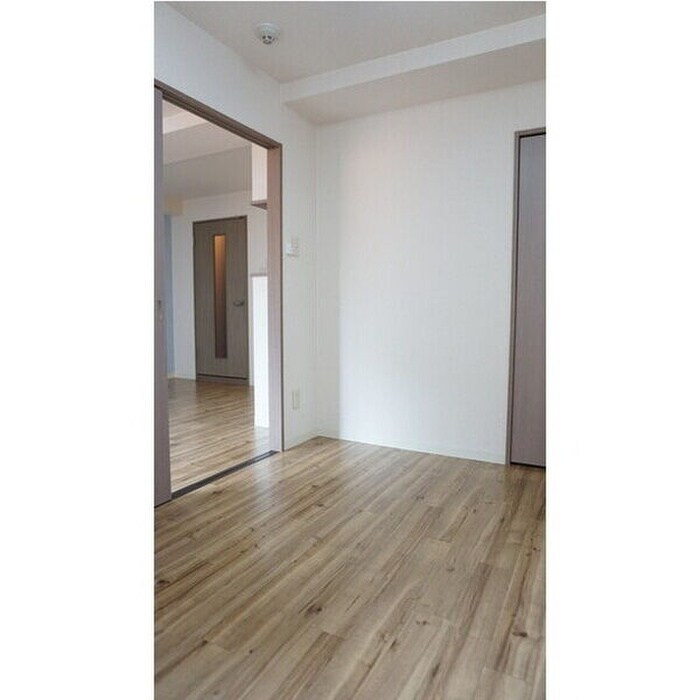 物件内観写真10　(居室)