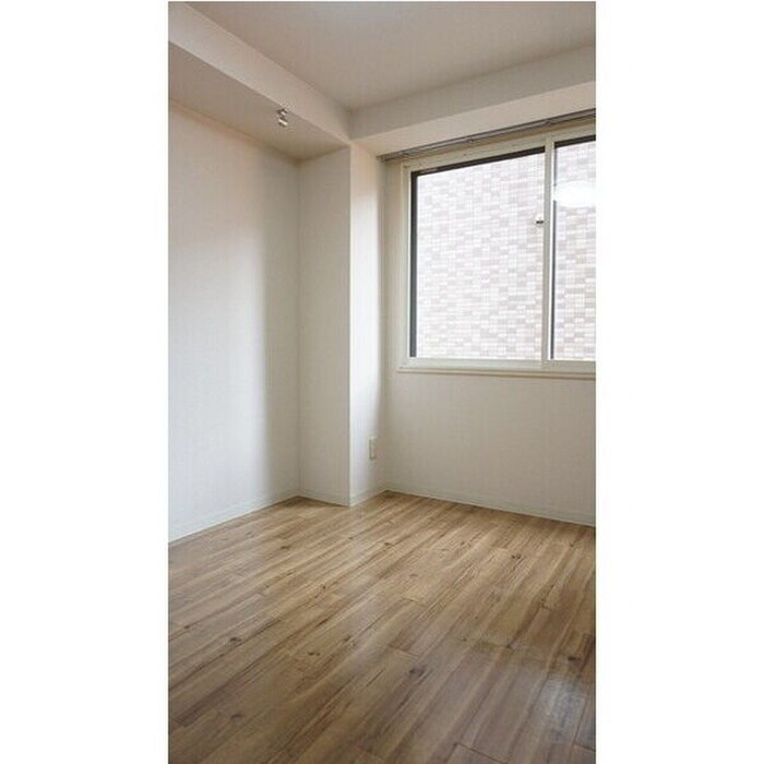 物件内観写真11　(室内からの展望)