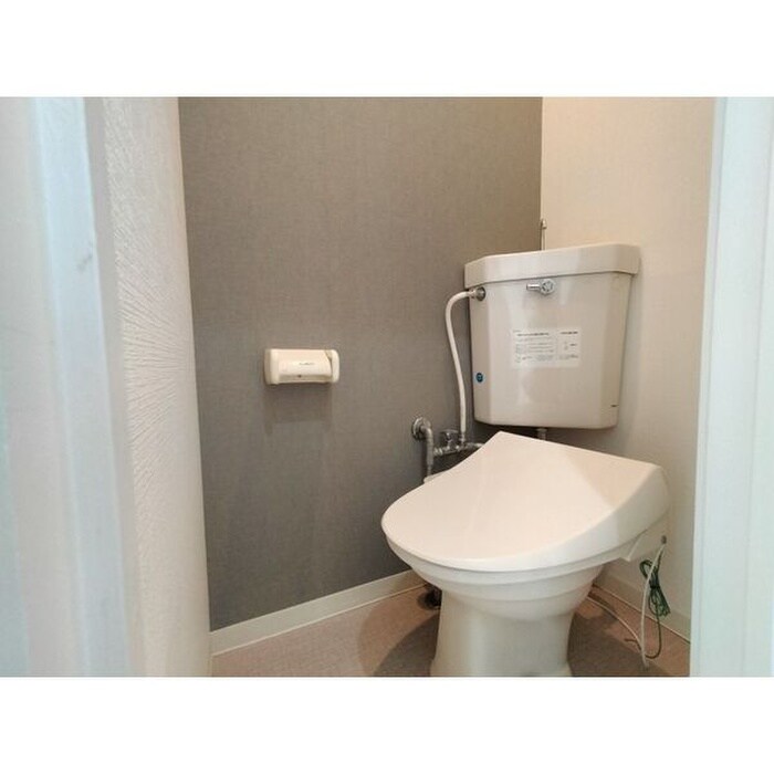 物件内観写真6　(トイレ)