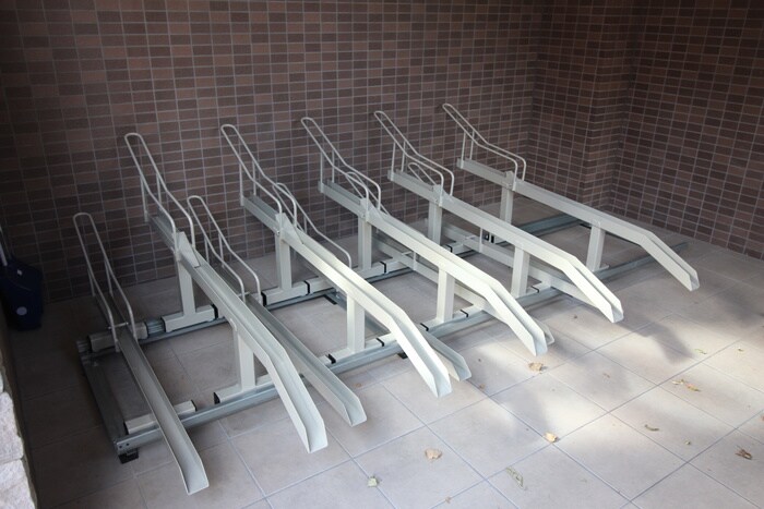 物件外観写真5　(駐輪場)