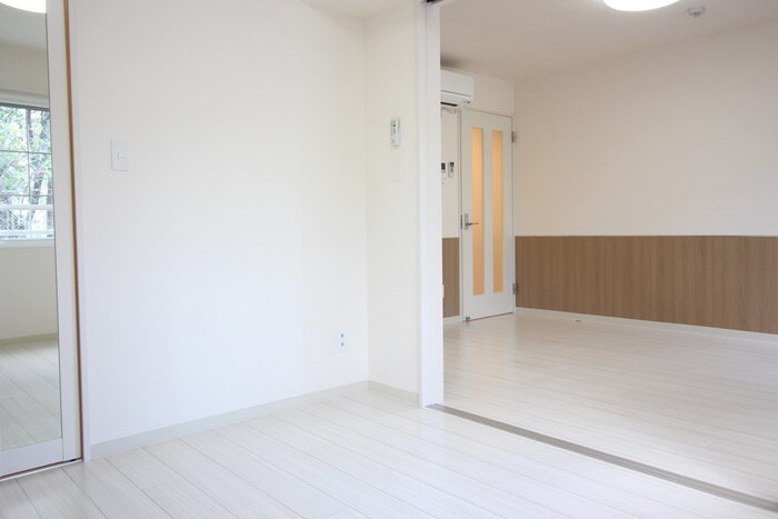 物件内観写真11　(居室)