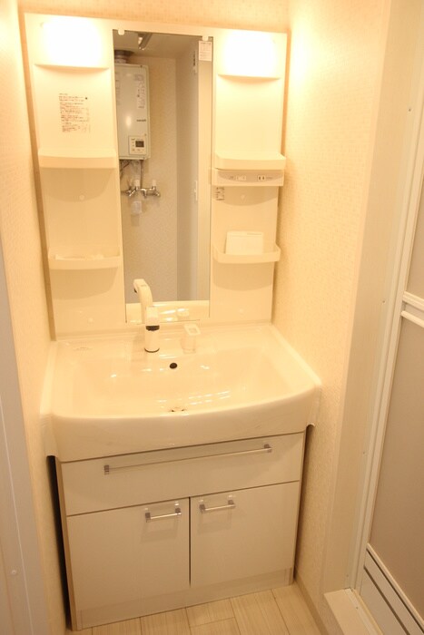 物件内観写真14　(洗面)