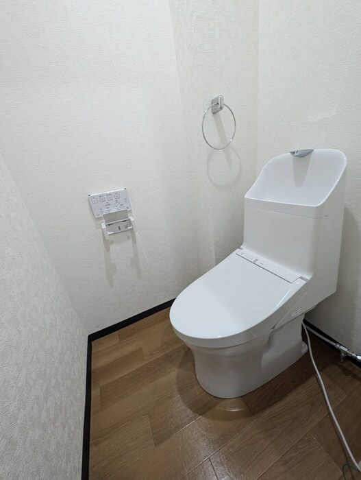 物件内観写真15　(トイレ)