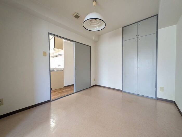 物件内観写真14　(居室)