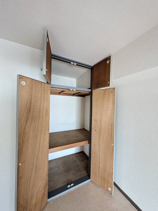 物件内観写真15　(収納)