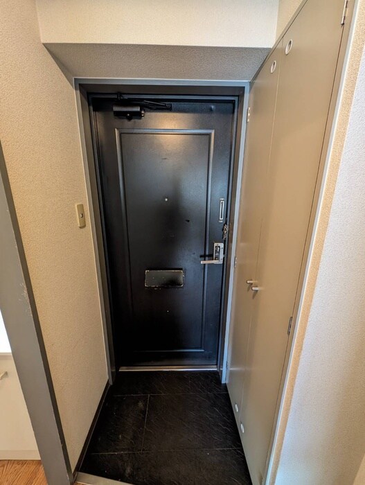 物件内観写真22　(玄関)