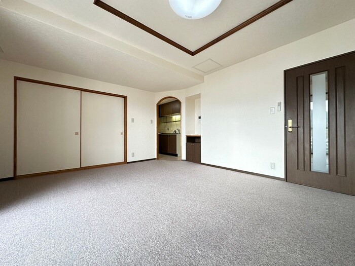 物件内観写真9　(居室)