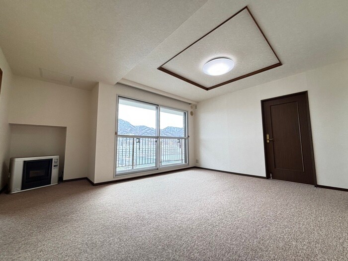 物件内観写真10　(居室)