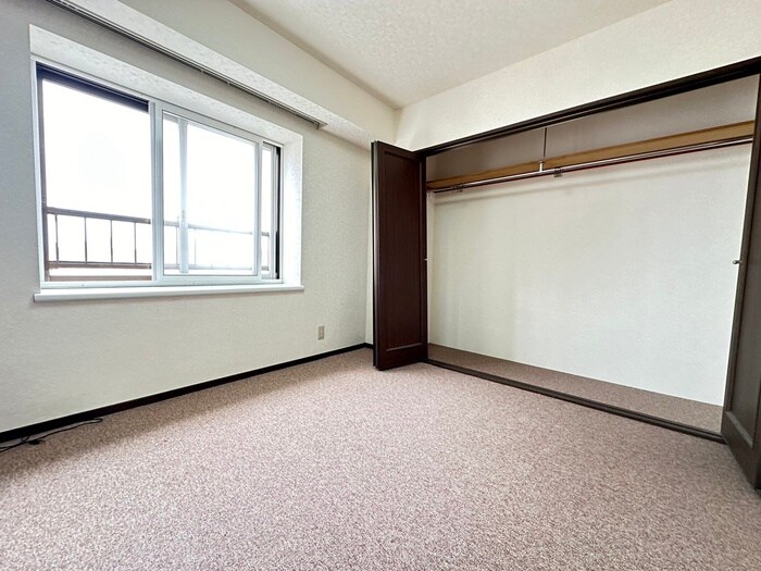 物件内観写真16　(居室)