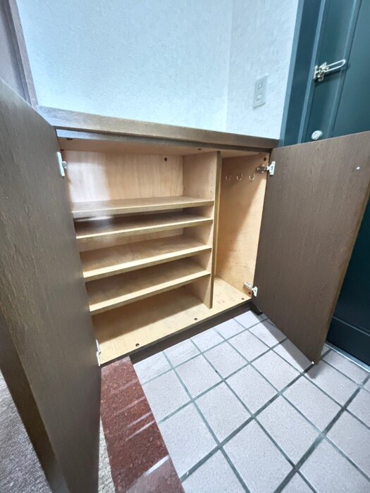 物件内観写真17　(靴箱)