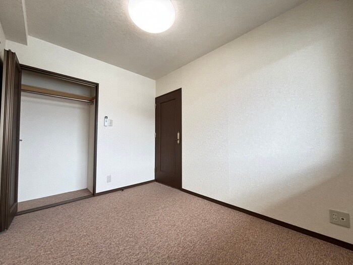 物件内観写真22　(居室)