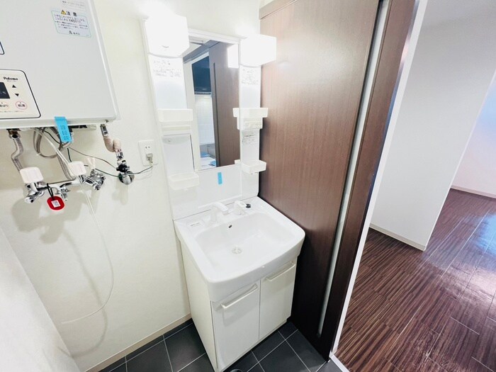 物件内観写真14　(洗面)