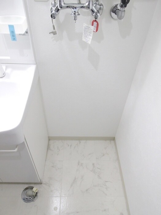 物件内観写真19　(洗濯機置場)