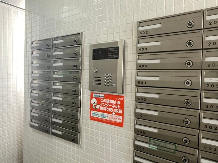 物件外観写真4　(建物設備)